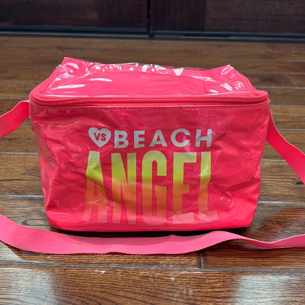 Victoria’s Secret VS pink hot pink Beach Angel cooler bag with zipper and handle